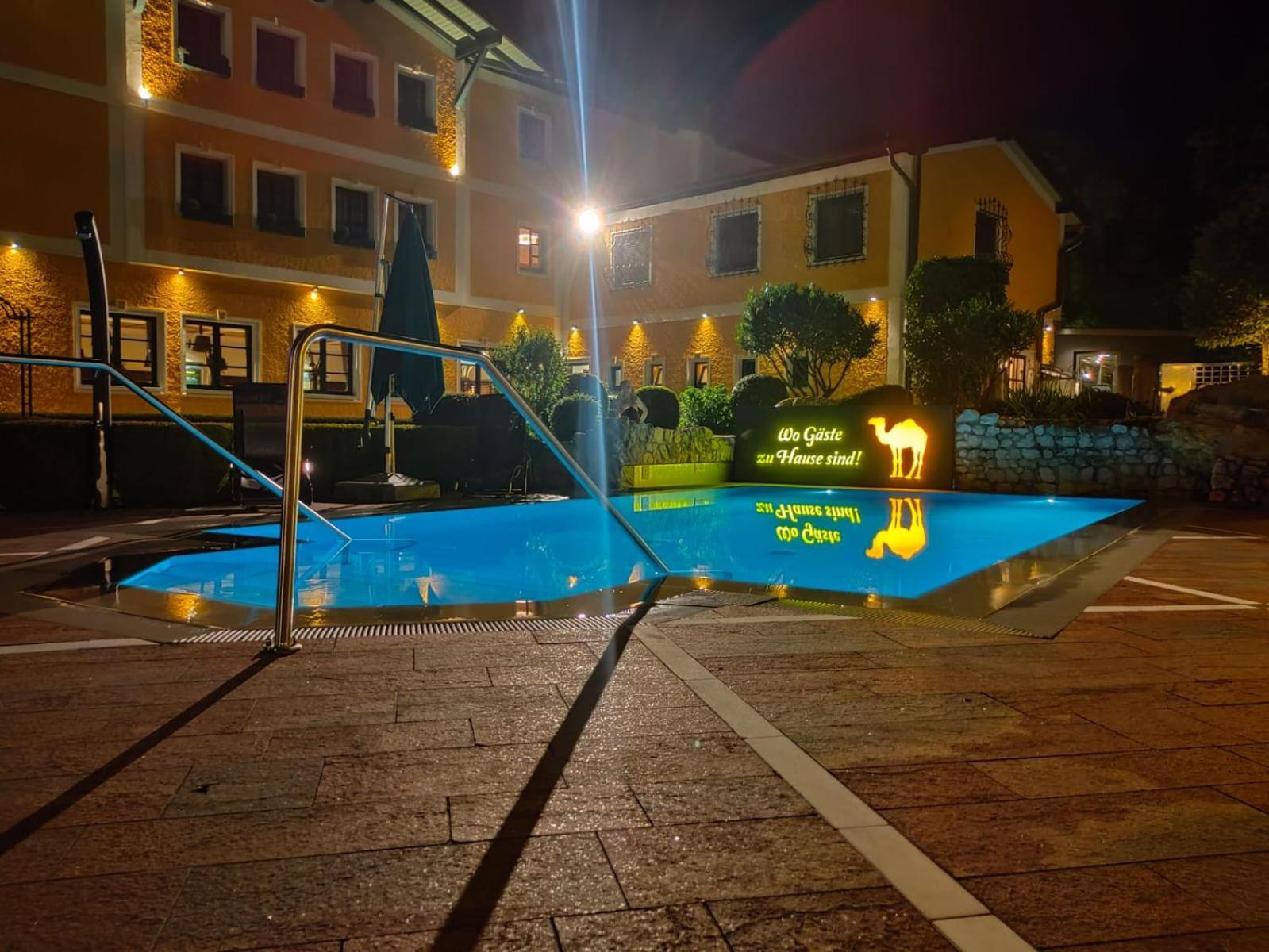 Hotel Gasthof Kamml Wals-Siezenheim ภายนอก รูปภาพ
